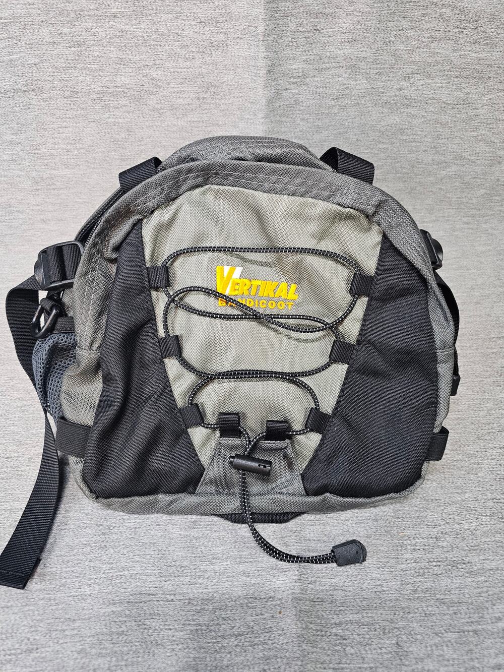 Bodypac Waist/Fanny pack Hiking Outdoors Belt Gray/Black Pockets